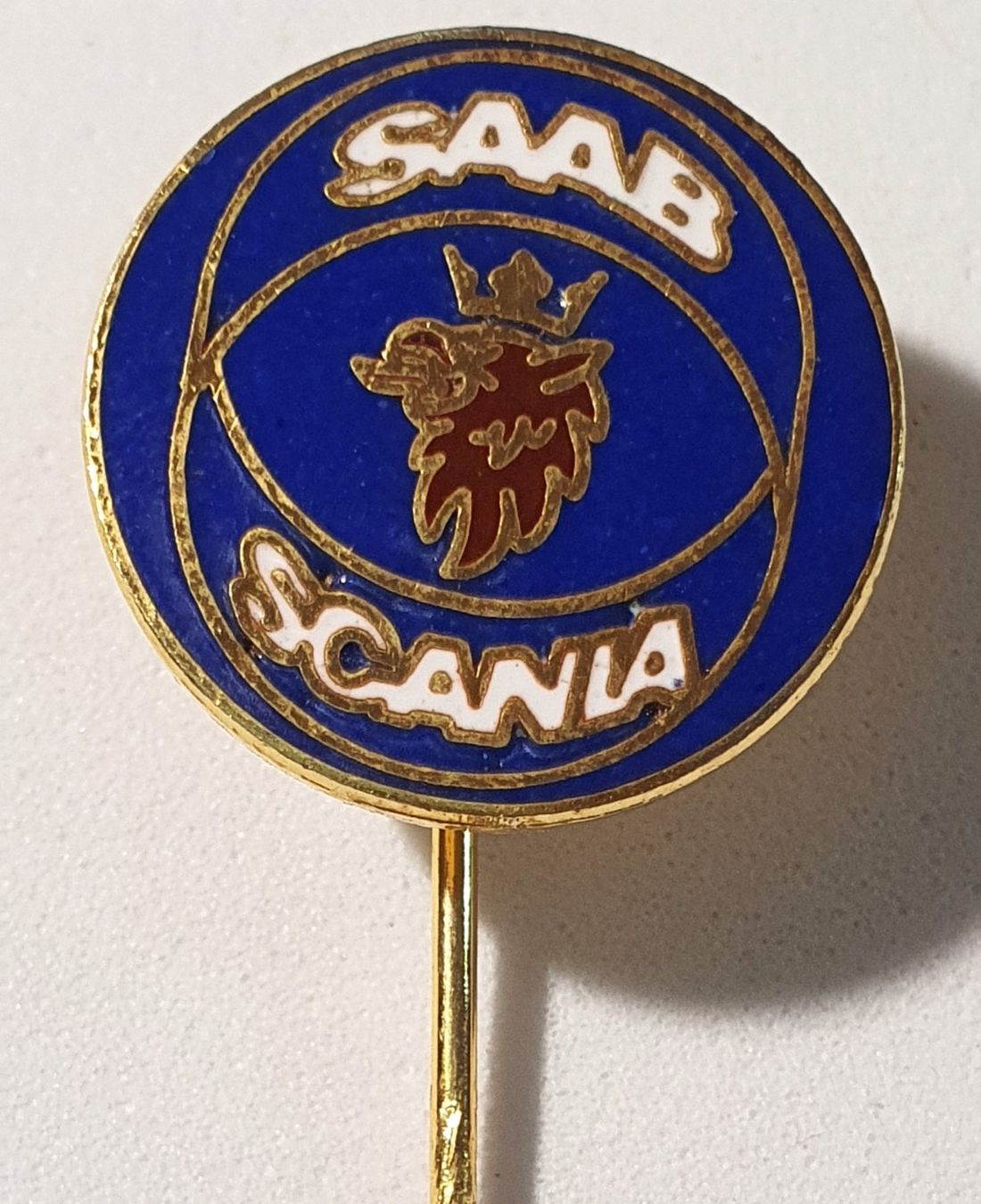 Broches & Aiguilles: BB460 - Anstecknadel - SAAB & SCANIA  Logo – D'occasion à Reinach BL par Boston-Verkauf