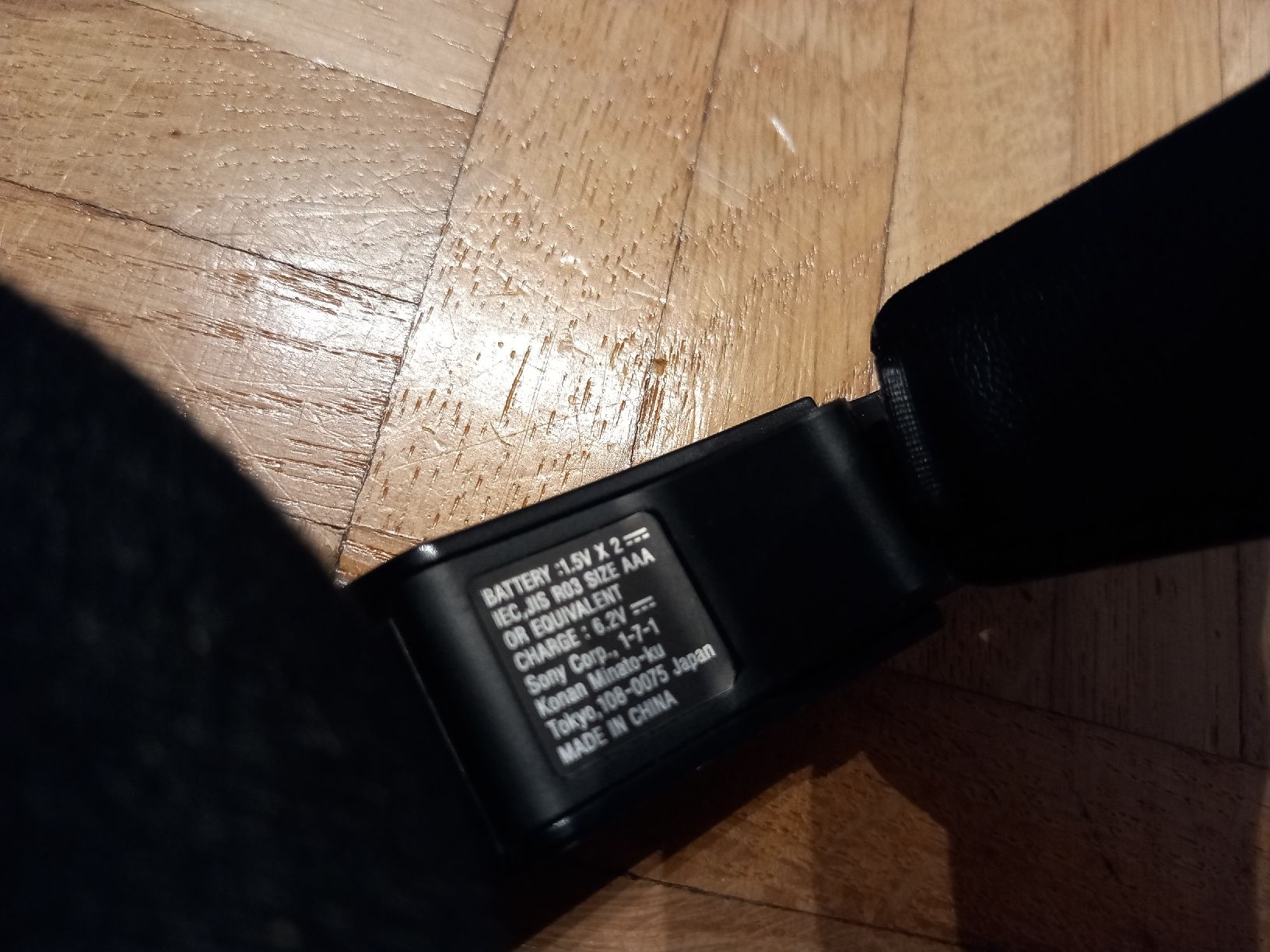 Sony Cuffie: Sony kabellose Kopfhörer MDR-RF800R mit Ladestation – Usato da Zürich venduto da ann_6j7t 4