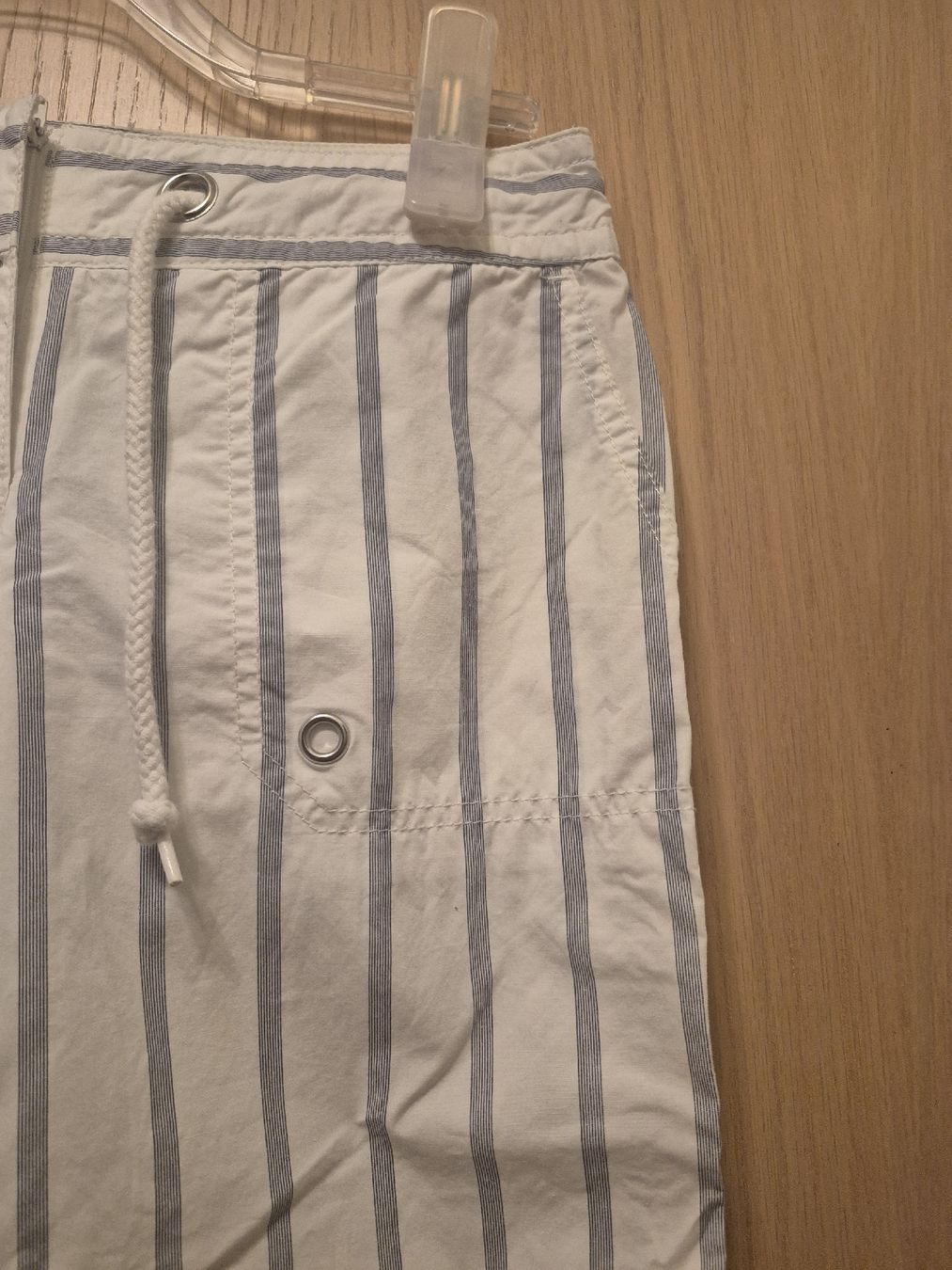 H&M Pantaloni: hose – Usato da Pfaffnau venduto da gologoldun1953 2