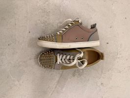 Louboutin Herren Sneaker Nieten, guter Zustand