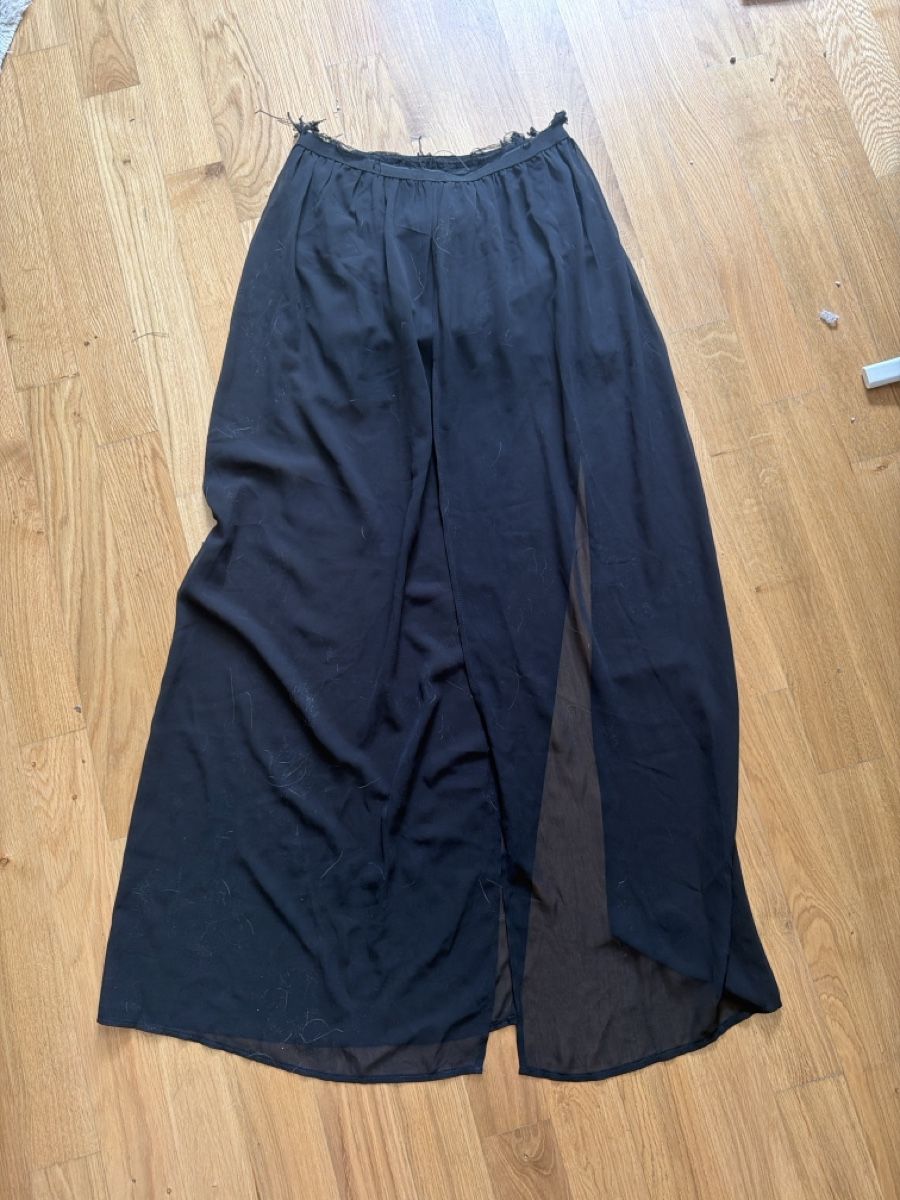 Jupes: Jupe transparente noire  – D'occasion à Le Locle par Mayd_h