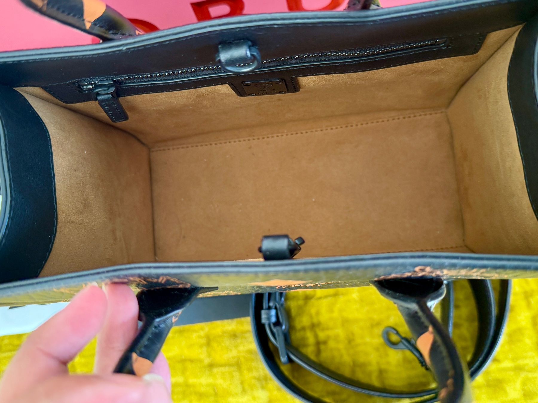 Mcm Borse: MCM München Tote Small – Usato da Hunzenschwil venduto da maupizz 3