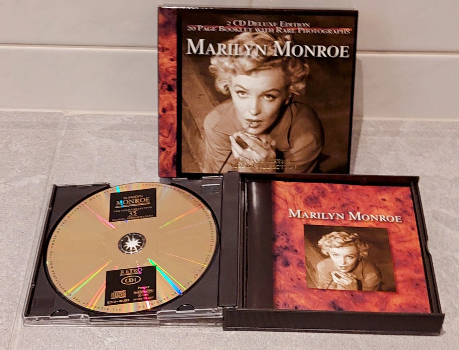 CD: Marilyn Monroe Deluxe Edition 2CD + Booklet – Nuovo e nell'imballaggio originale da Allmendingen b. BE venduto da MMC-MuMeCo 1
