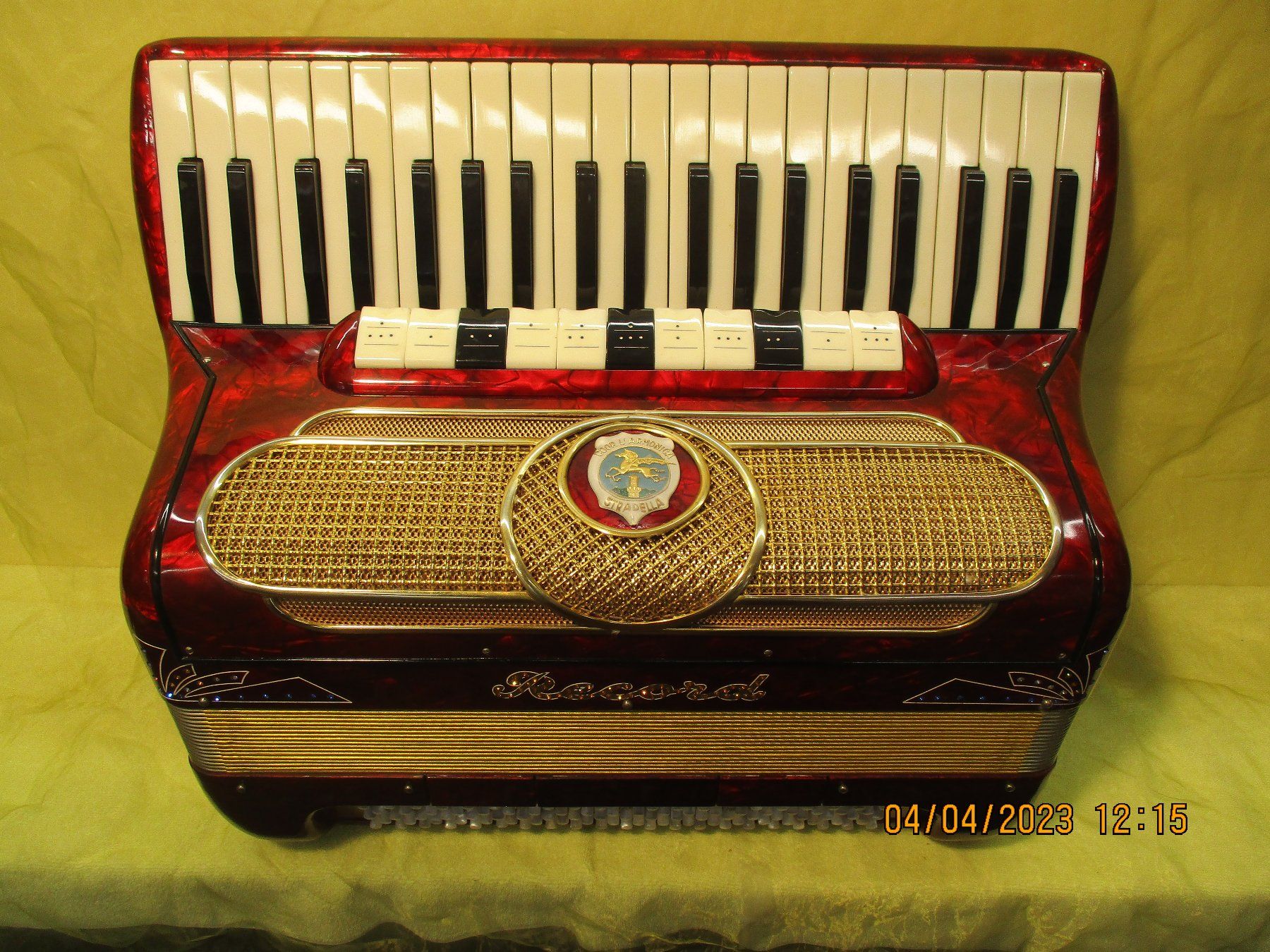 Strumenti musicali: Akkordeon Record Stradella IV – Usato da Jegenstorf venduto da Oktavio 1