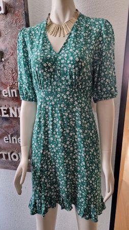 Ideal für Ferien&Frühling, lässiges Blumenkleid Gr. 38, neuw