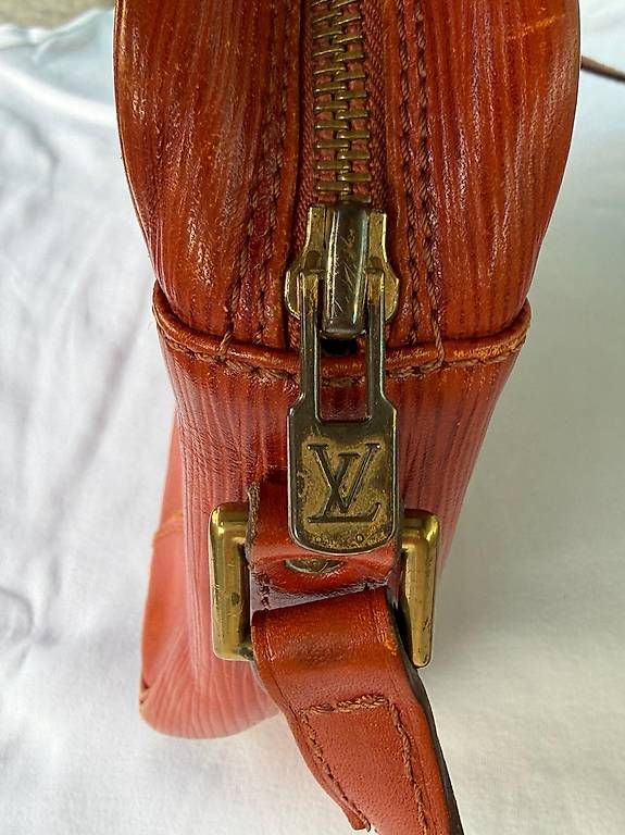 Sacs femmes: Louis Vuiton Vintage Tasche – D'occasion à Ipsach par Besos 1