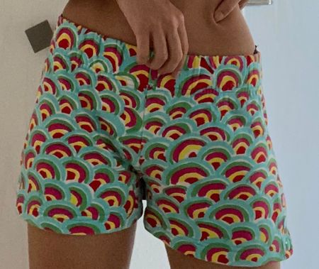Shorts hellblau XS