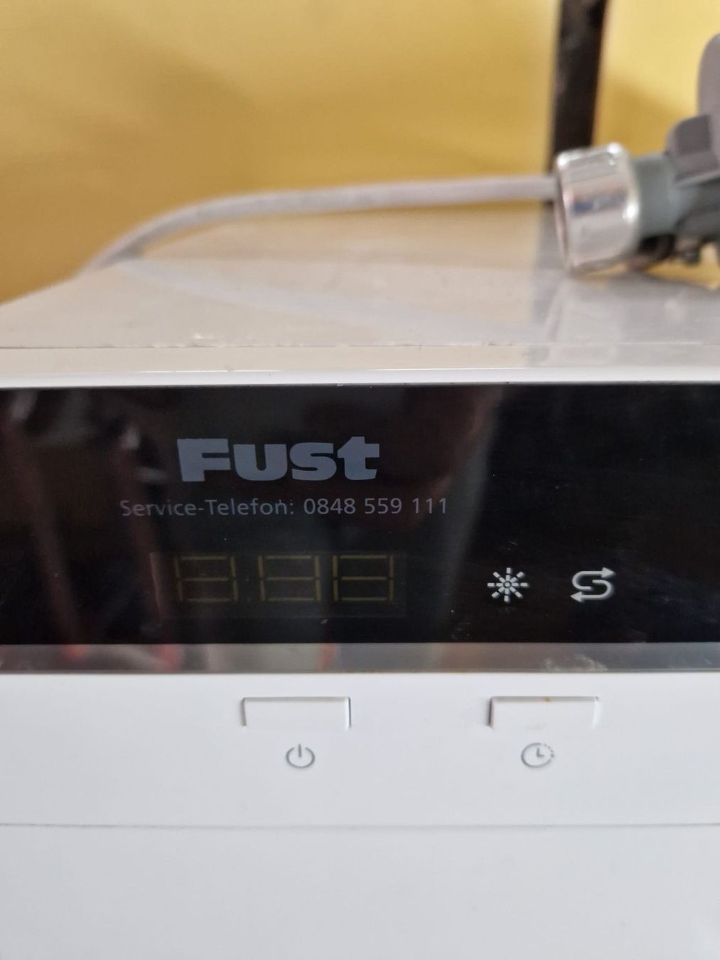 Lavastoviglie: Fust Novamatic Geschirrspüler, KGS 610 E – Usato da Niederrohrdorf venduto da peeetiii 1