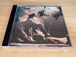 V1 Willie Nelson – Across The Borderline