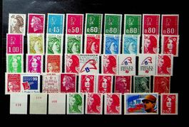 FRANCE TIMBRES NEUFS SANS CHARNIÈRE SUR 1 GRANDE CARTE /U85