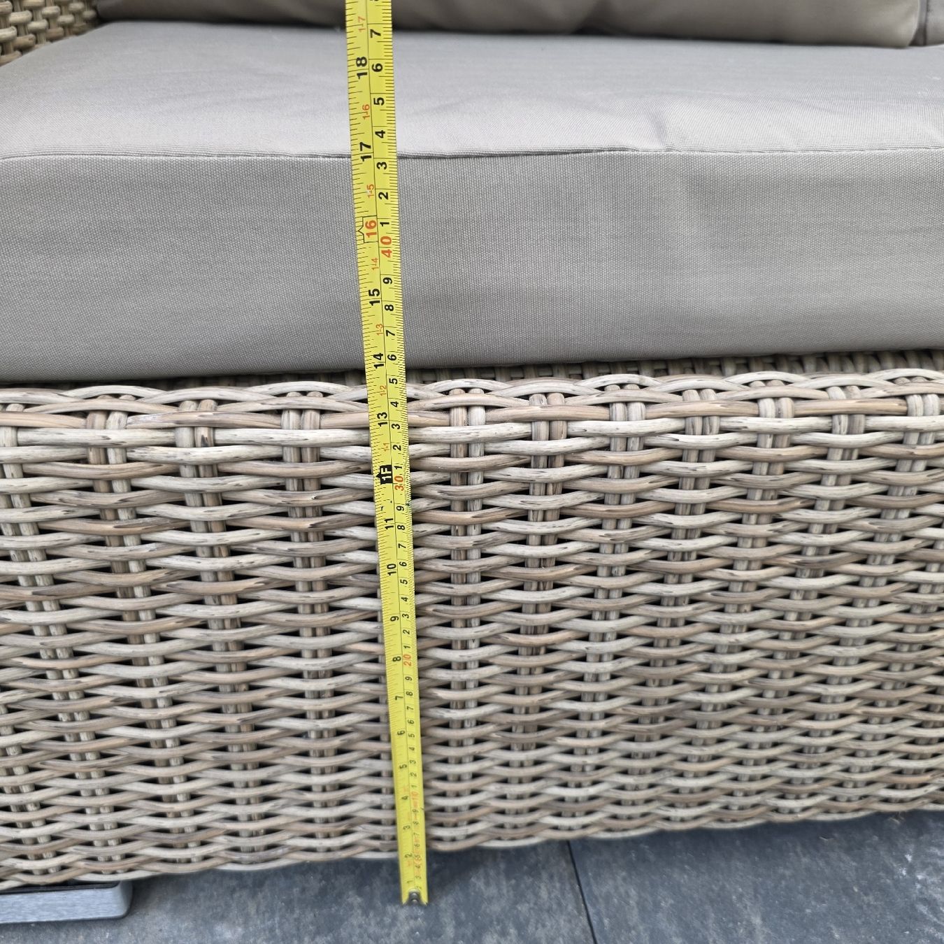 Sofas: Gartensofa Polyrattan beige 3-Sitzer mit Staufach  – D'occasion à Rheinsulz par Gilea 6