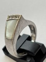 Eleganter Silberring 925 mit Perlmutt und Zirkonia Steinen