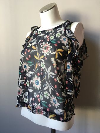 Haut femme épaules dénudées - taille M