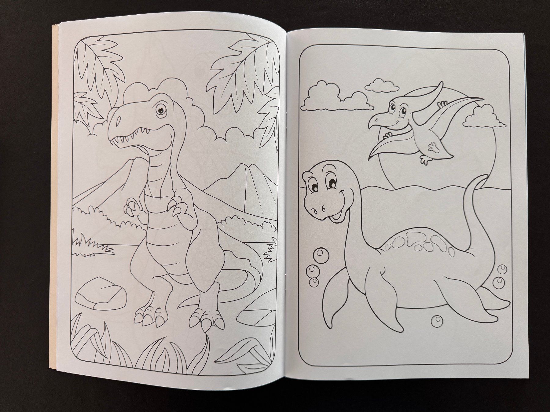 Livres: Neu** Dinosaurier Malbuch und Bastelblock Set – Neuf avec emballage d'origine à Zollikon par Krenapf 1
