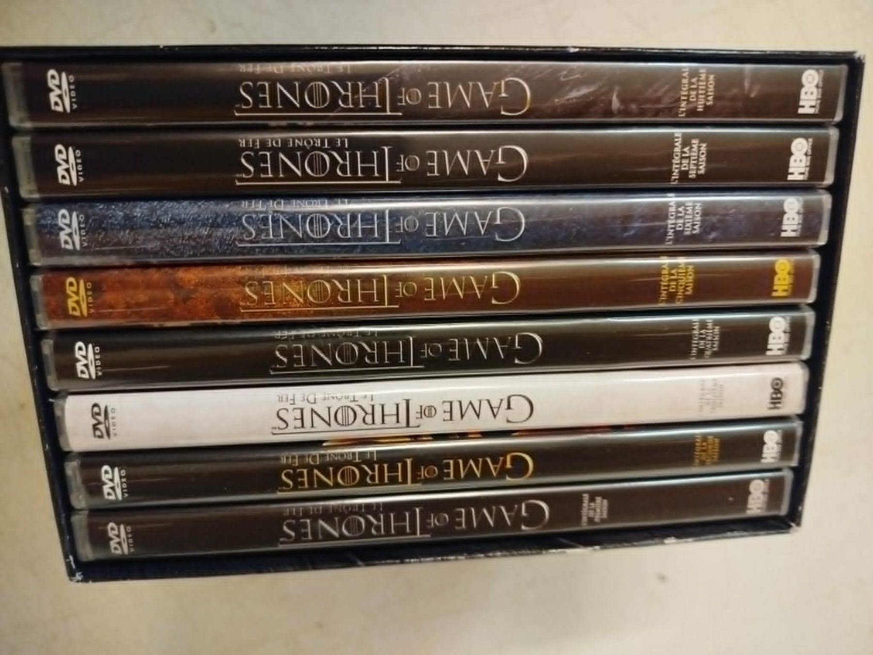 Alle DVDs: Dvd Game of Thrones 1-8 – Gebraucht aus La Chaux-de-Fonds von Emmaus2300CDF 2