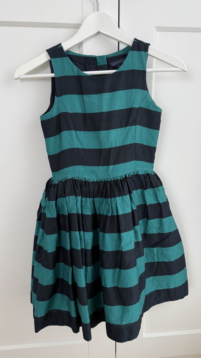 Tommy Hilfiger Kleider & Röcke: Tommy Hilfiger Kleid Gr. 140 – Gebraucht aus Fällanden von CamKai