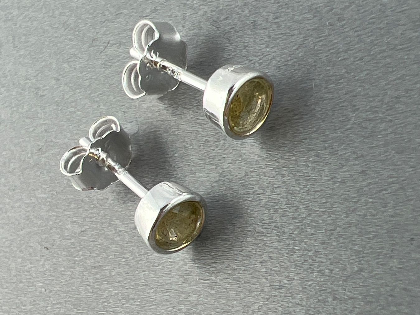 Orecchini pendenti & Orecchini a lobo: Ohrstecker 925 Silber – Usato da Niederuzwil venduto da leo_8857 2