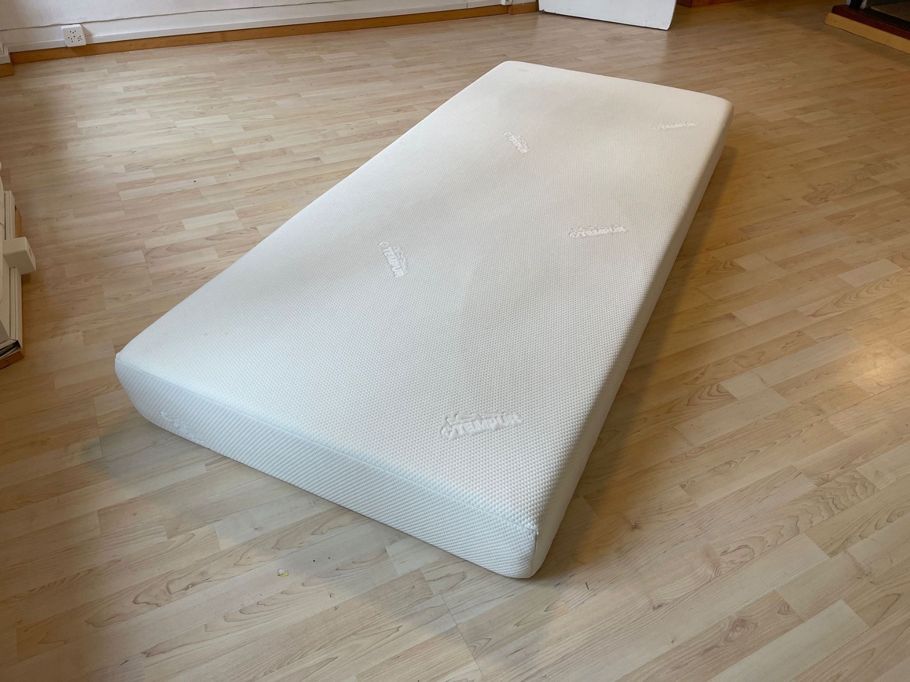 Tempur Matratzen: Tempur Matratze, 90cm x 200 cm – Gebraucht aus Holderbank SO von ann_lg6r