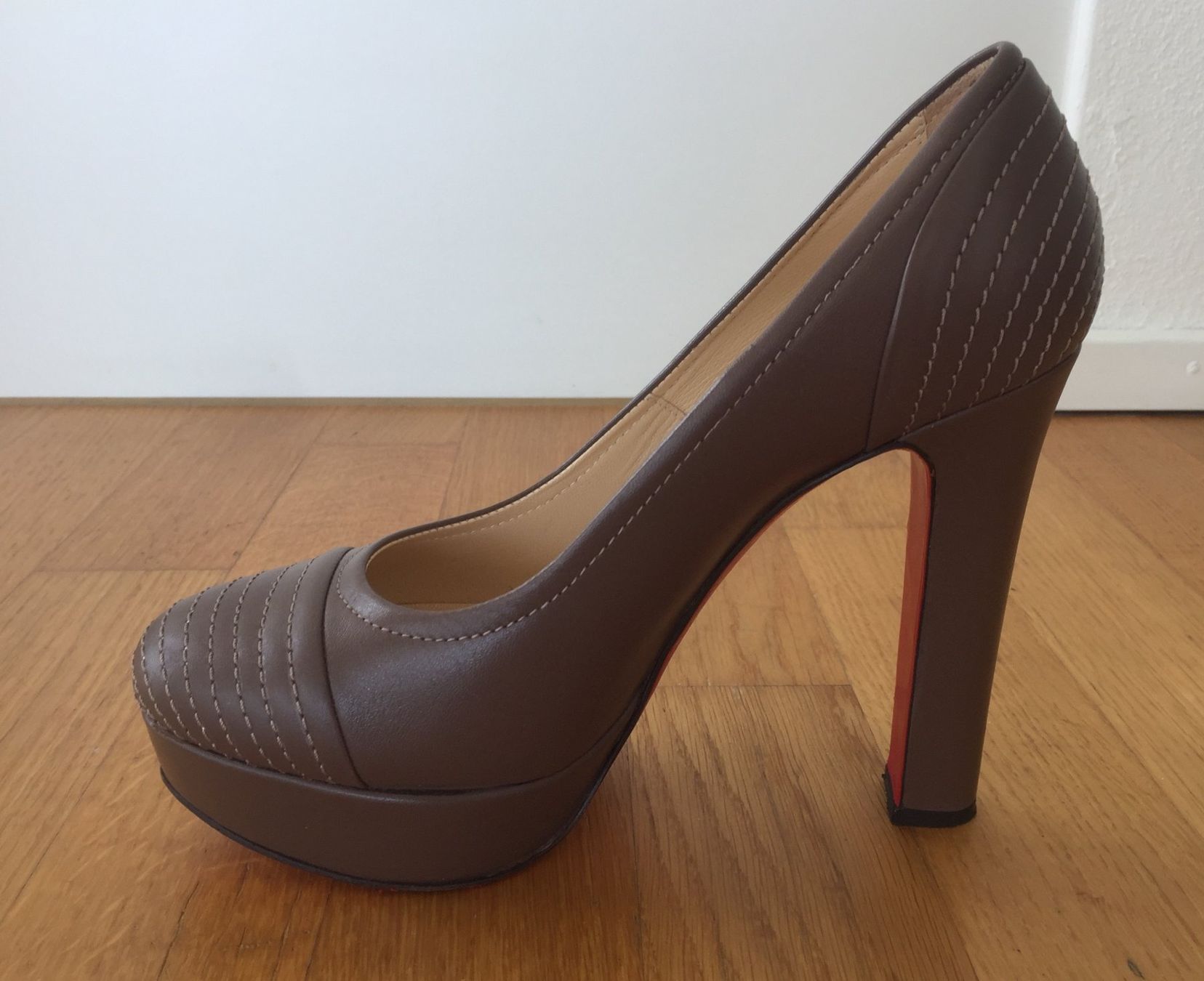 Scarpe da donna: Damen Schuhe Leder Gr. 38 – Usato da Lachen venduto da Reeci 4