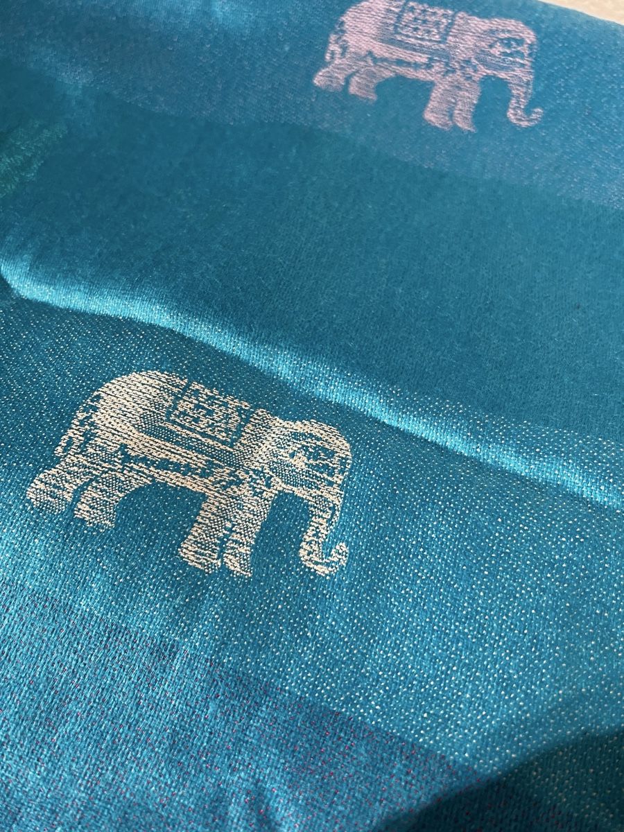 Foulards, Tücher & Schals: Pashmina motifs éléphants  – Neu (gemäss Beschreibung) aus St-Pierre-Clages von ste_xk6p 5