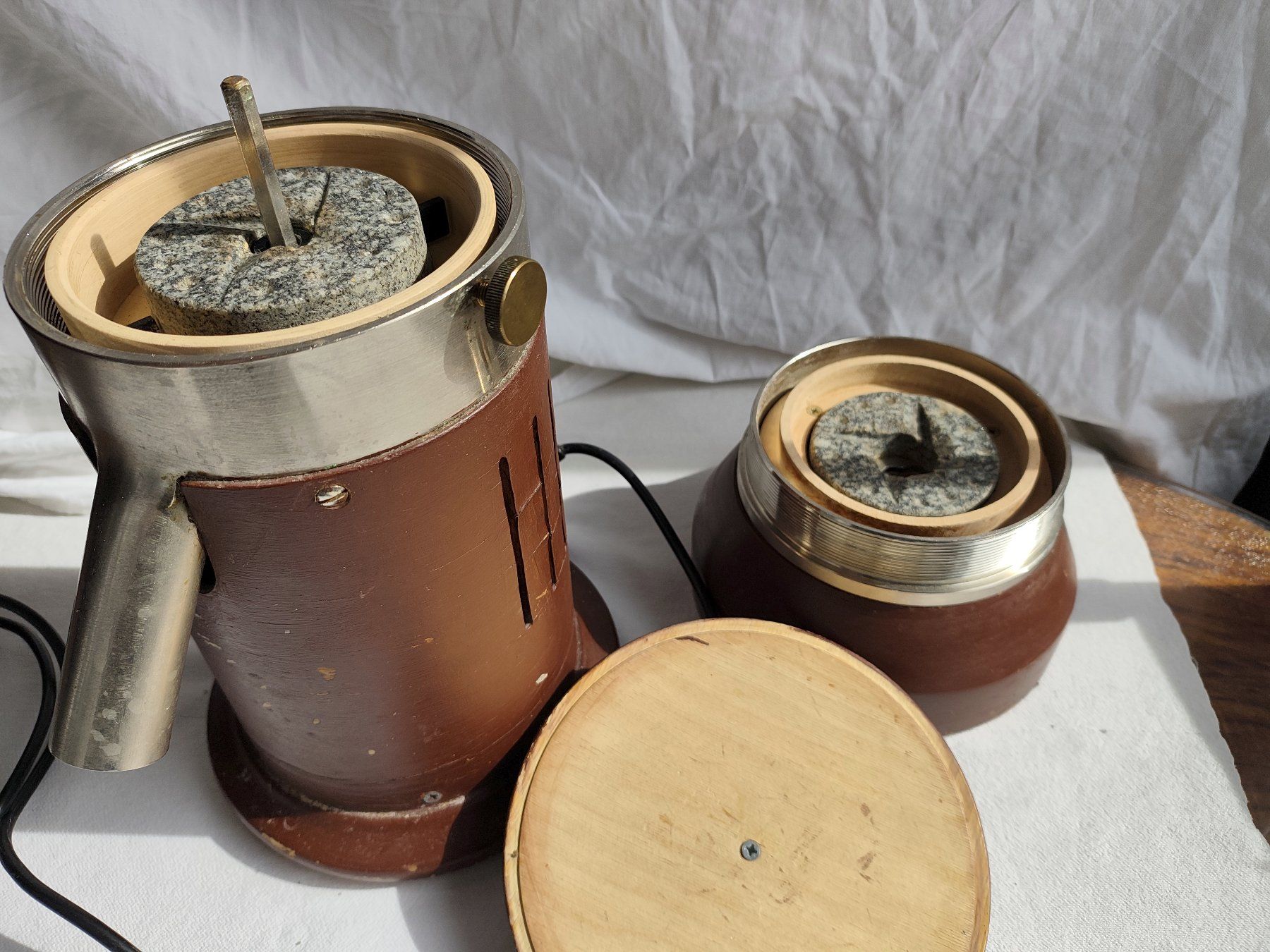 Elettrodomestici da cucina: Salzburger Getreidemühle MT6 – Usato da Oberwil BL venduto da suaku 3