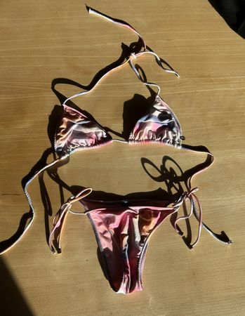 Maillot de bain 2 pièces tie-dye aux tons clair, taille S