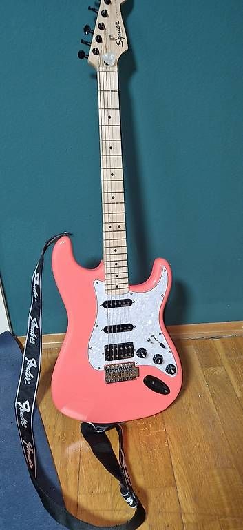 Strumenti musicali: Fender/Squier Stratocaster Custom Coral – Usato da Engelburg venduto da typhosmr