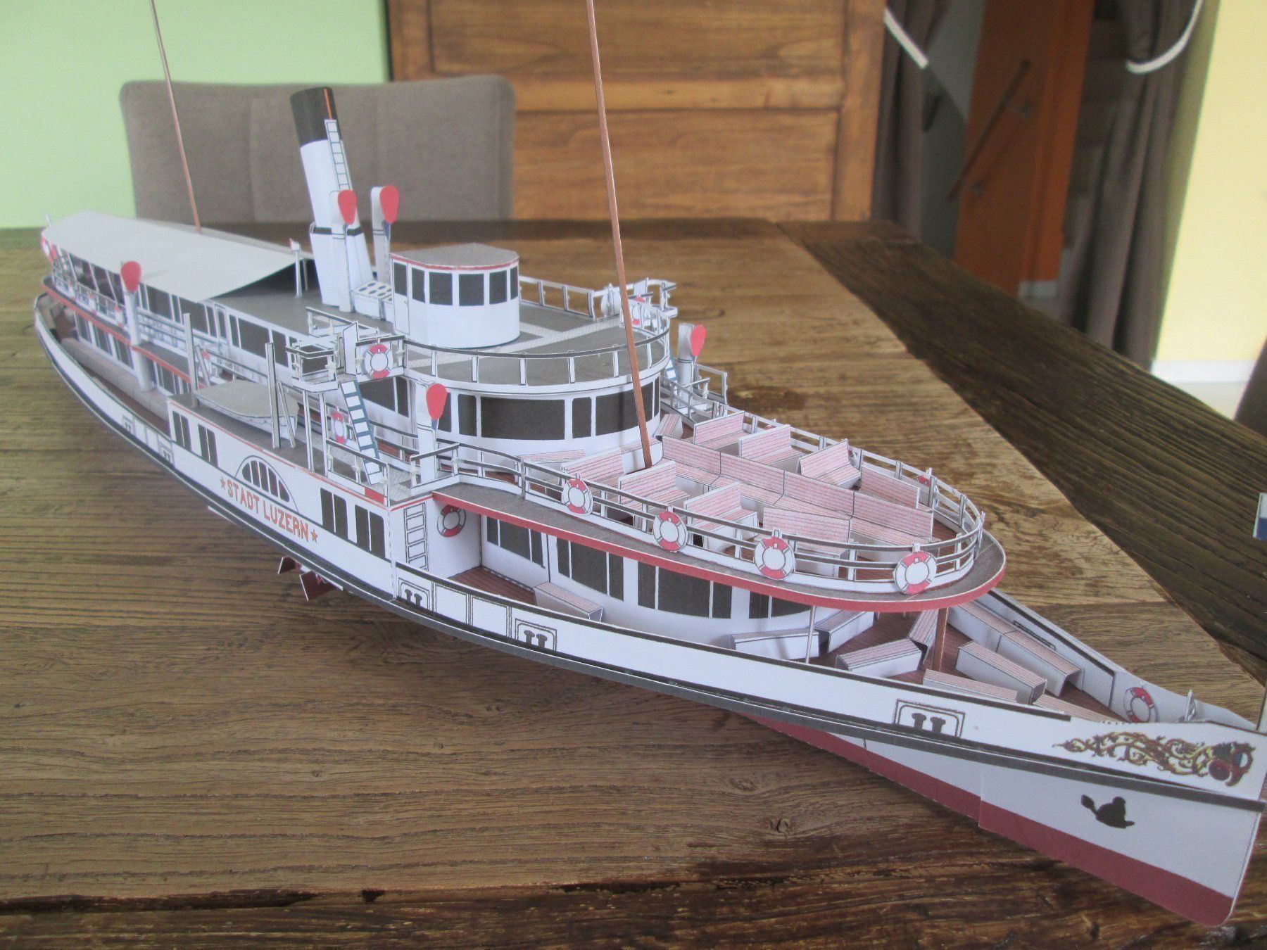 Kit di modellismo & Modellini statici: Dampfschiff Stadt Luzern Modellb. 1:100 – Nuovo e nell'imballaggio originale da Sempach venduto da Pilatus20