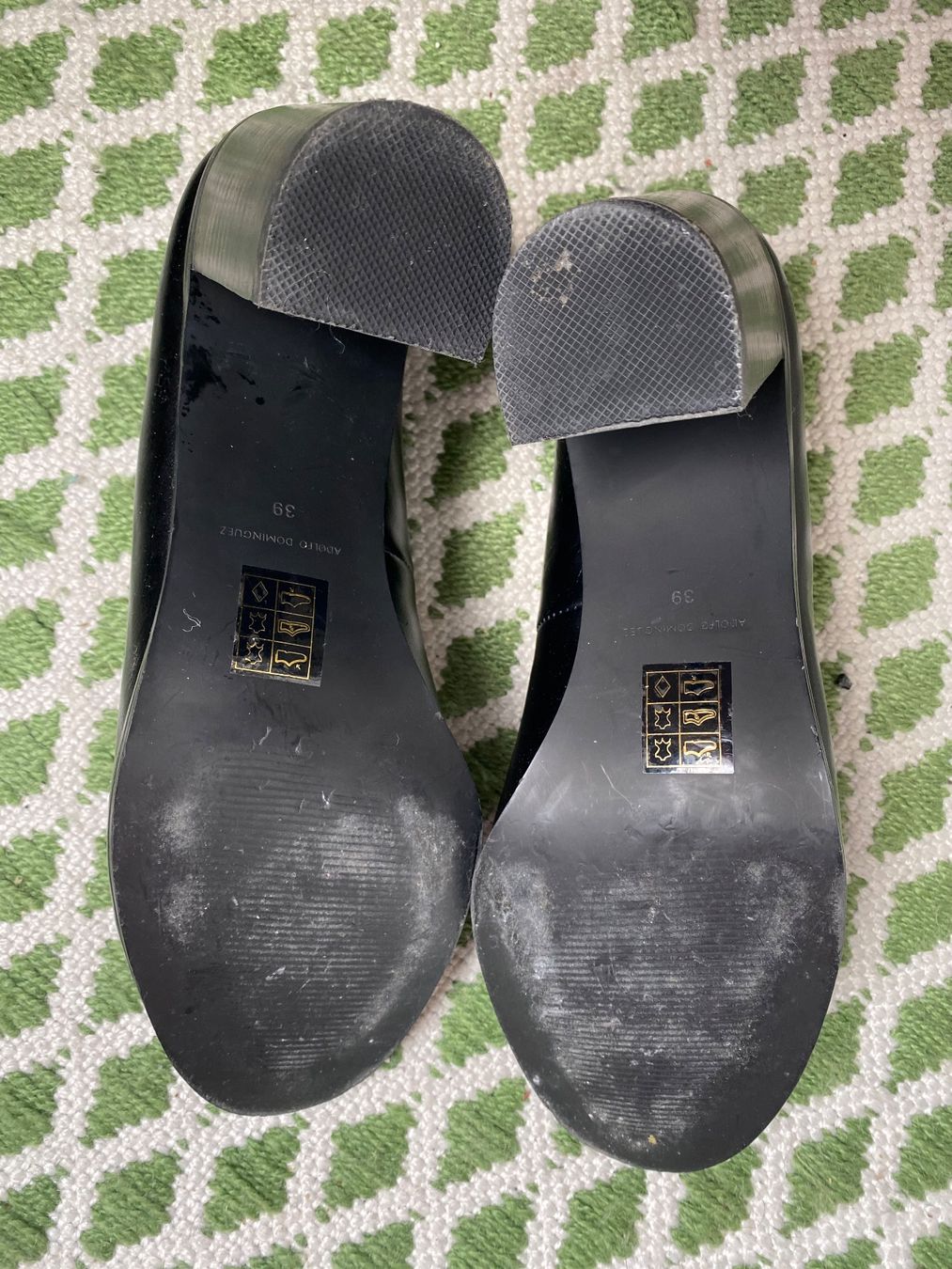 Scarpe da donna: Escarpins noirs Adolfo Dominguez cuir taille 39 – Usato da Genève venduto da lejardindesvetements 2