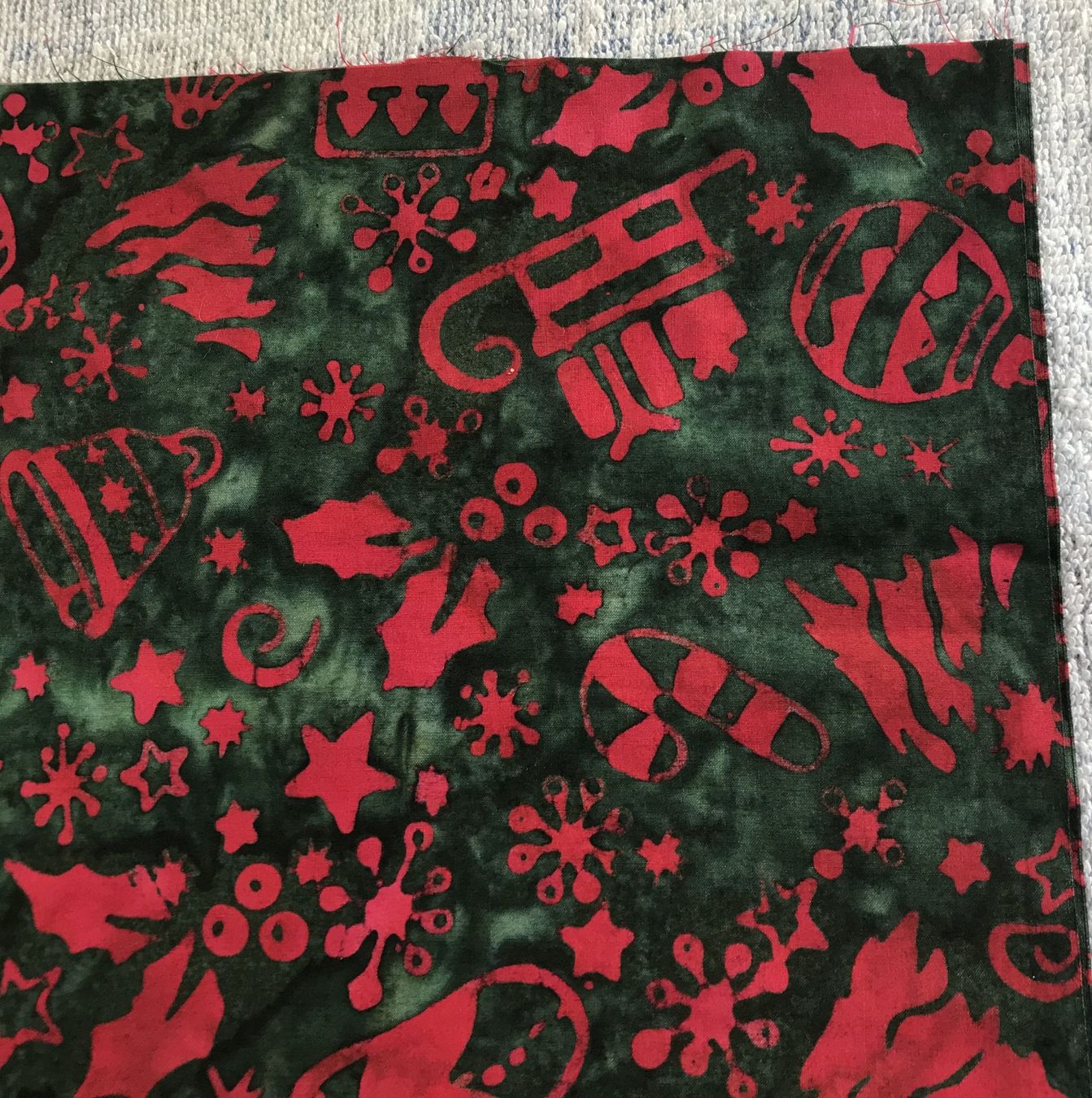 Tessuti: STOFF WEIHNACHTEN CA.200X115CM NEU – Nuovo (secondo la descrizione) da Ostermundigen venduto da wini63 3