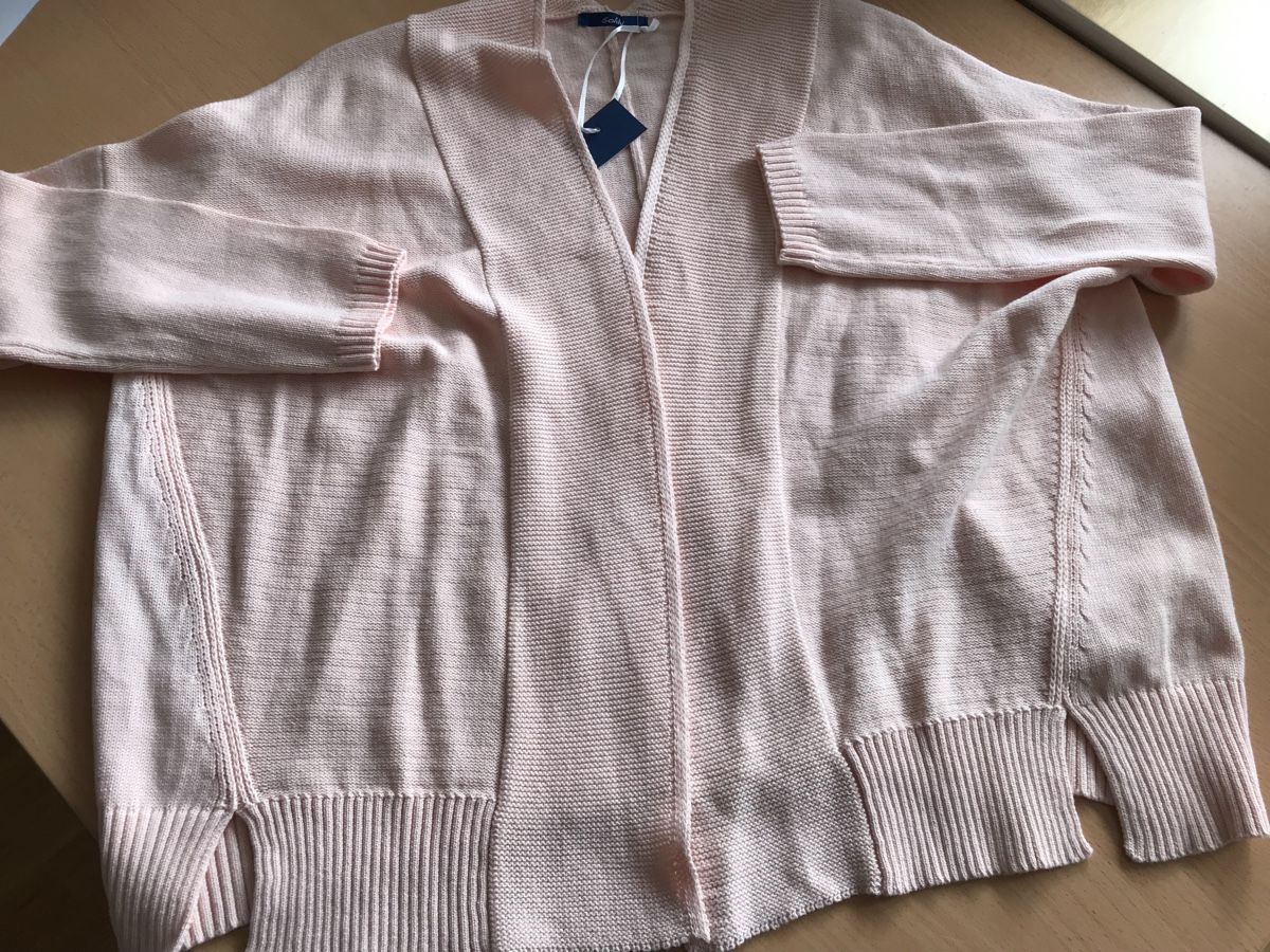 Gilets & Westen: Gilet rose poudré Solily, taille S oversize – Neu und originalverpackt aus Morges von sandy069 7