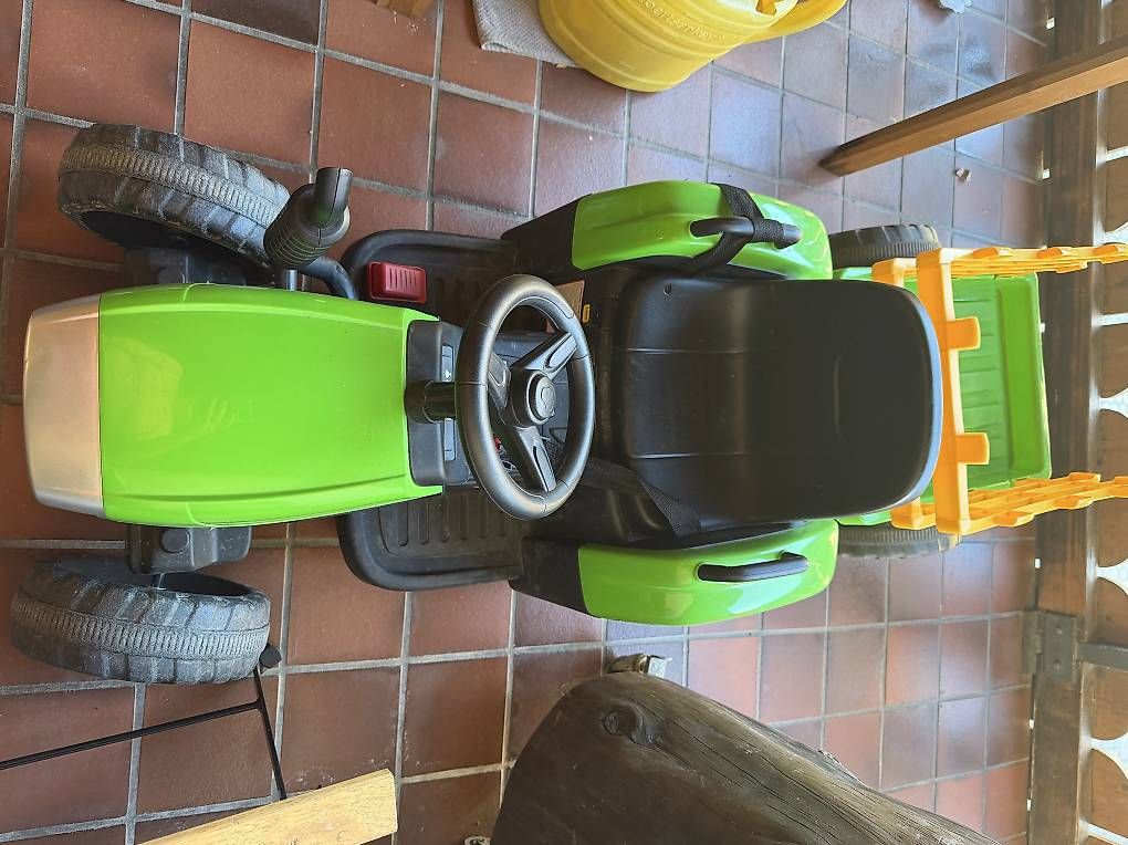 Véhicules pour enfants: Elektischer Traktor – D'occasion à Wasterkingen par lad_5r6h 2