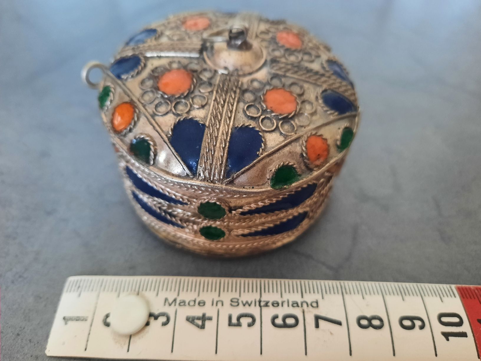 Bracciali & Braccialetti: BOÎTE-BRACELET, argentée avec émail. MAROC – Usato da Le Locle venduto da marylise01 3