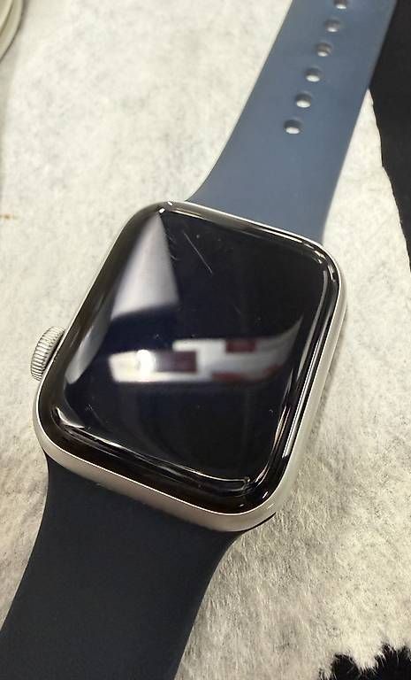 Smartwatch: Apple Watch SE – Usato da Bottmingen venduto da P.Cinque 1