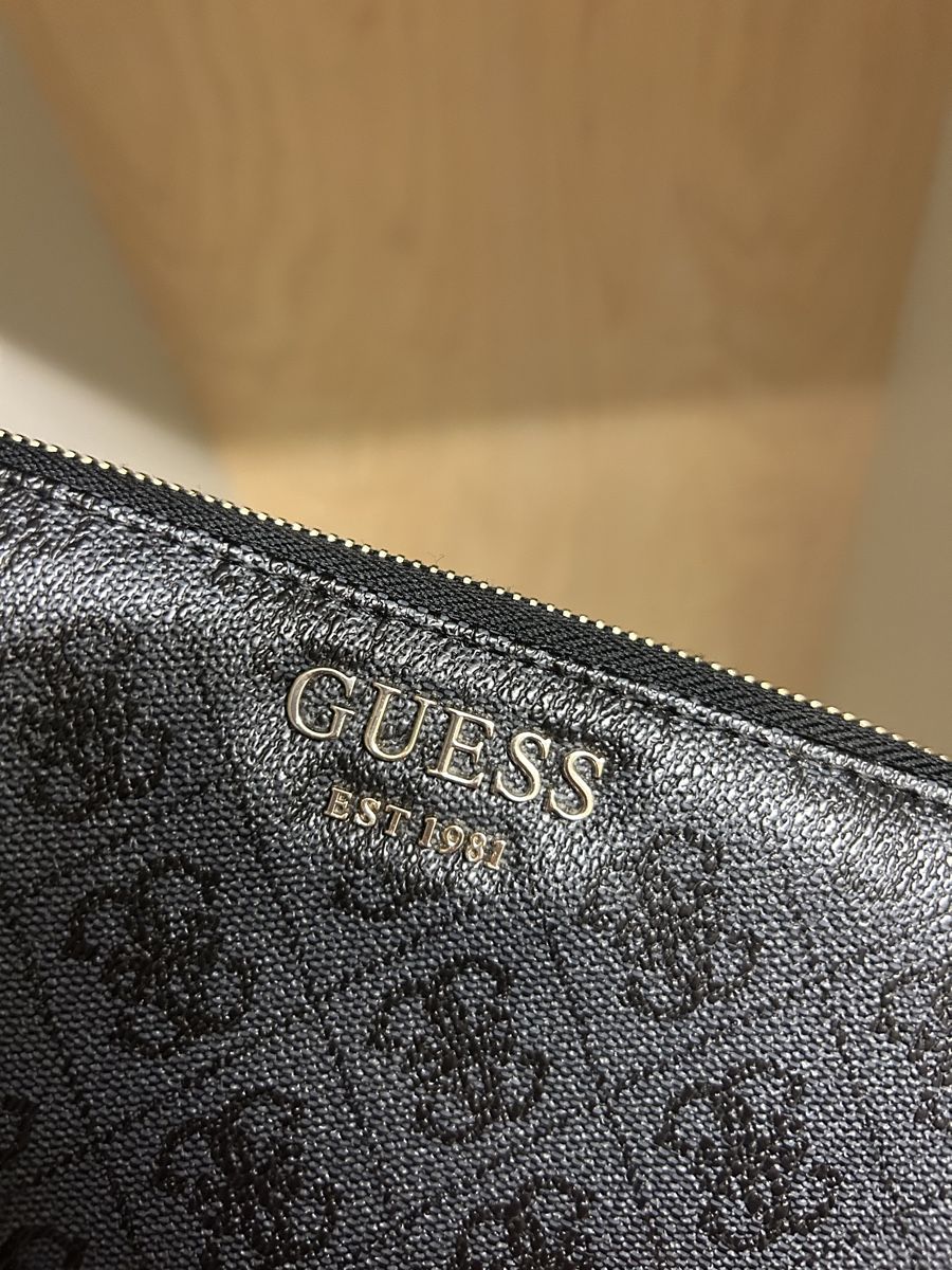Guess Portamonete: Guess Portemonnaie – Nuovo (secondo la descrizione) da Thun venduto da ann_j9cx 3