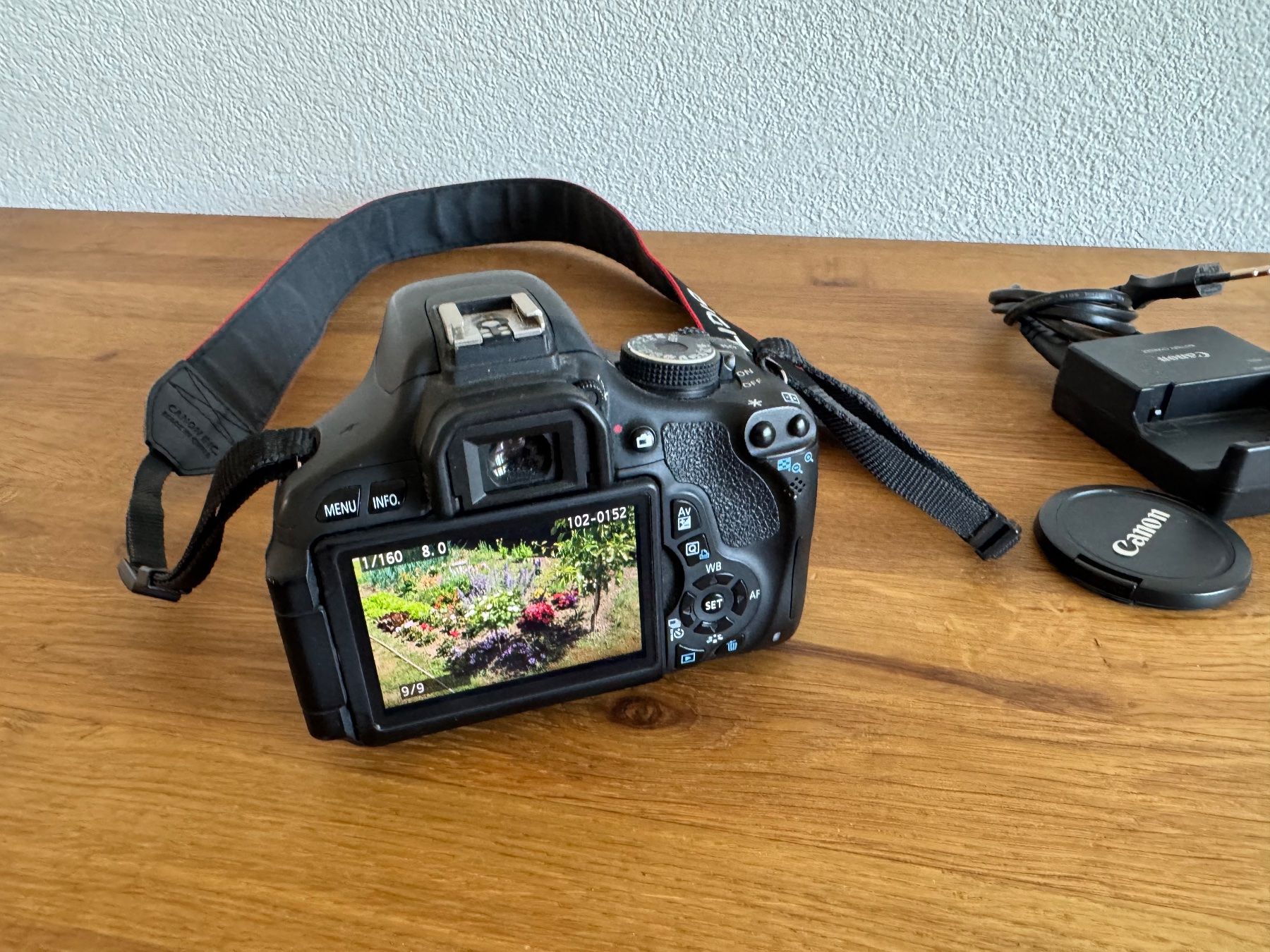Canon Fotocamera: Canon EOS 600D Spiegelreflexkamera – Usato da Frauenfeld venduto da max11116 3
