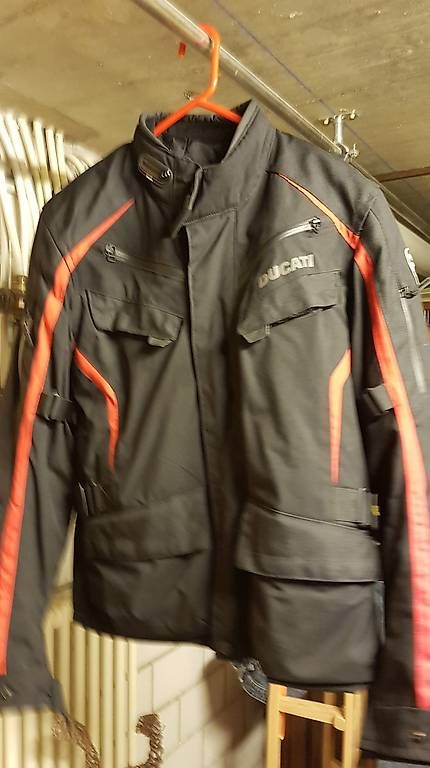 Giacche: Ducati Motorrad/- Töffjacke mit protectoren – Usato da Blauen venduto da Chicco66 1