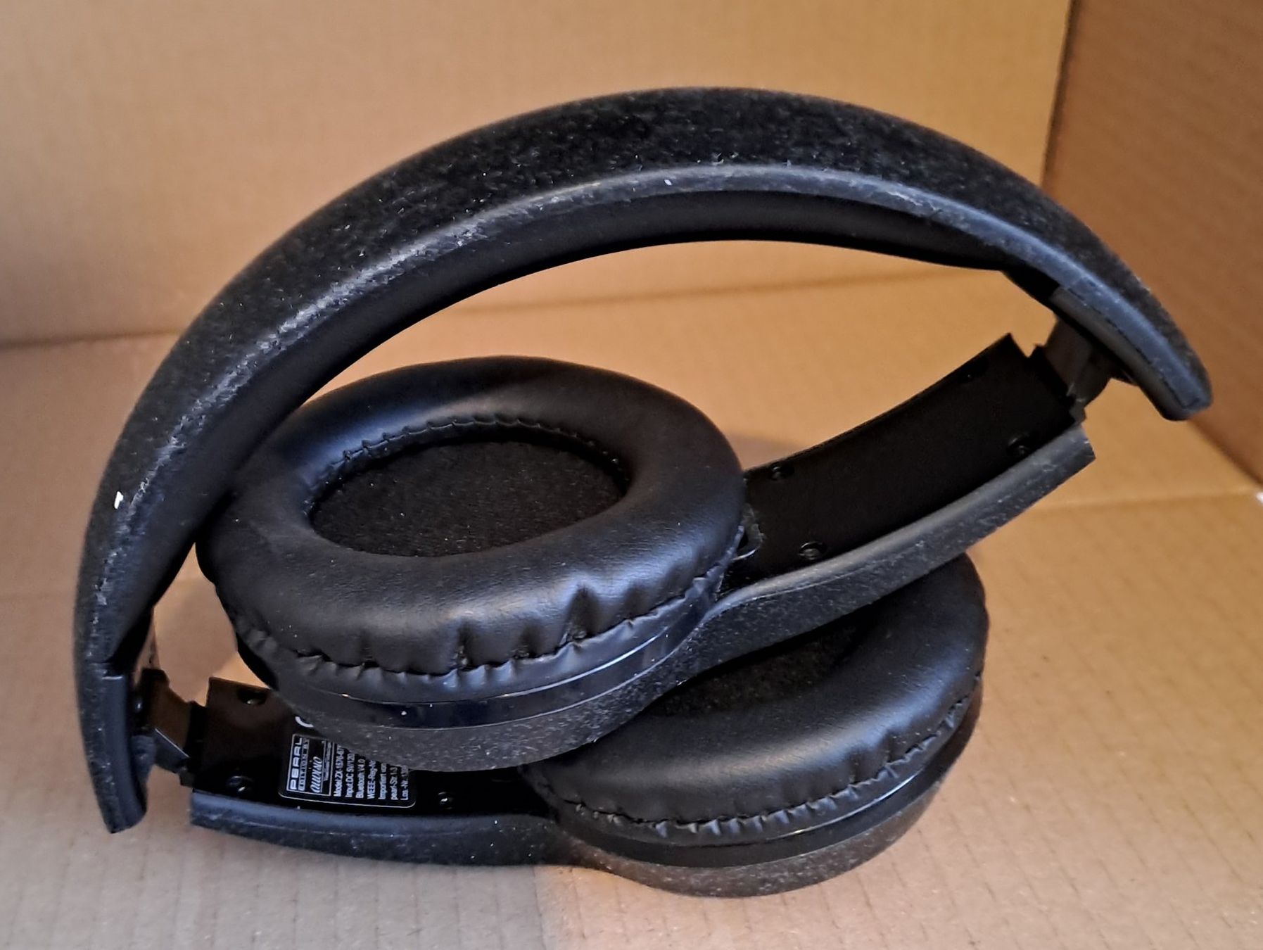 Cuffie: Casque BLUETOOTH noir pliable PEARL – Usato da Châtelaine venduto da plume019 2
