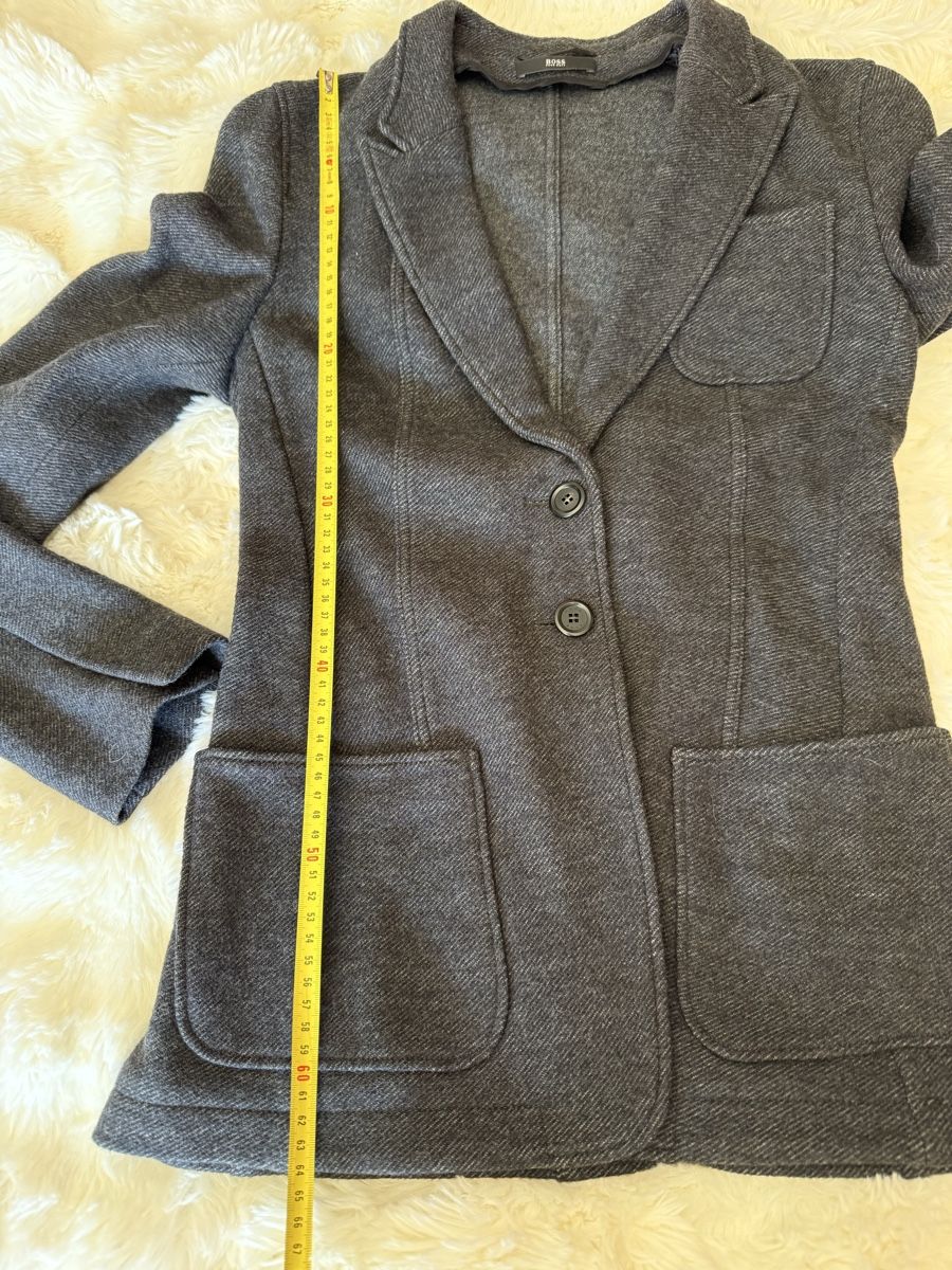 Hugo Boss Giacche: Veste BOSS grise taille 38 – Usato da Monthey venduto da Joseph-29 6
