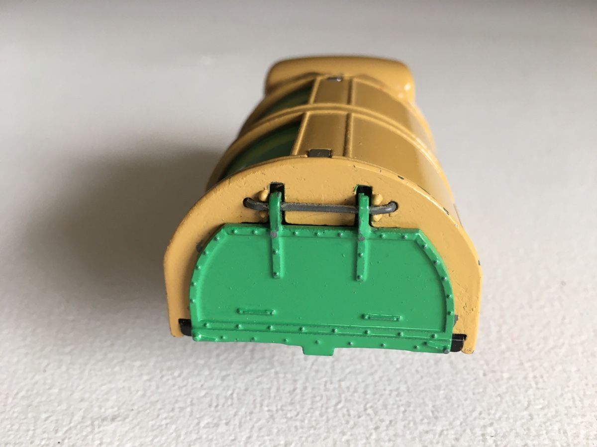 Dinky Toys Modellini d'auto: Dinky Commer Müllwagen – Usato da Grellingen venduto da Toyhamster 3