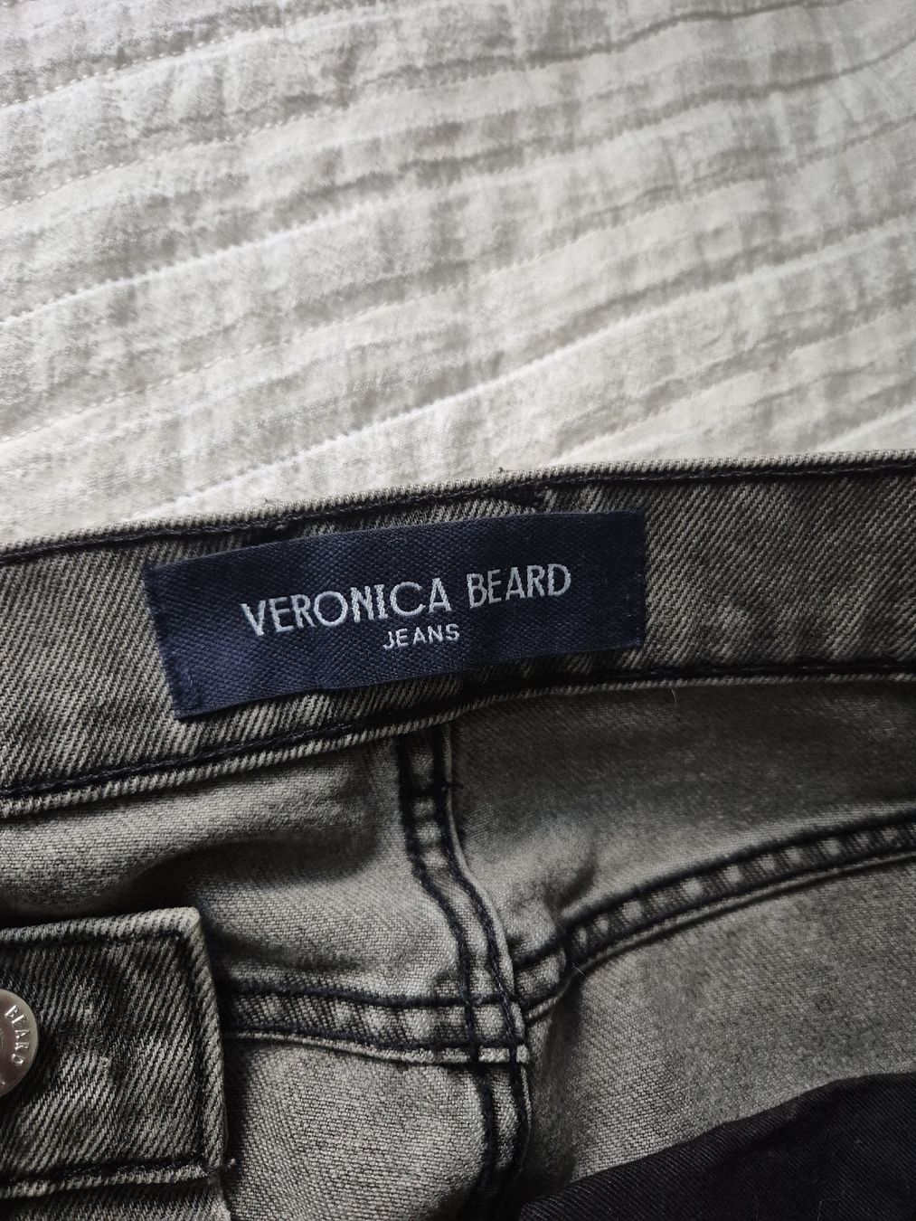 Jeans: veronica beard grey barrel jeans, 30, like new – Usato da Zürich venduto da Enila1977 6