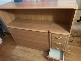 Kommode mit integrierter Truhe