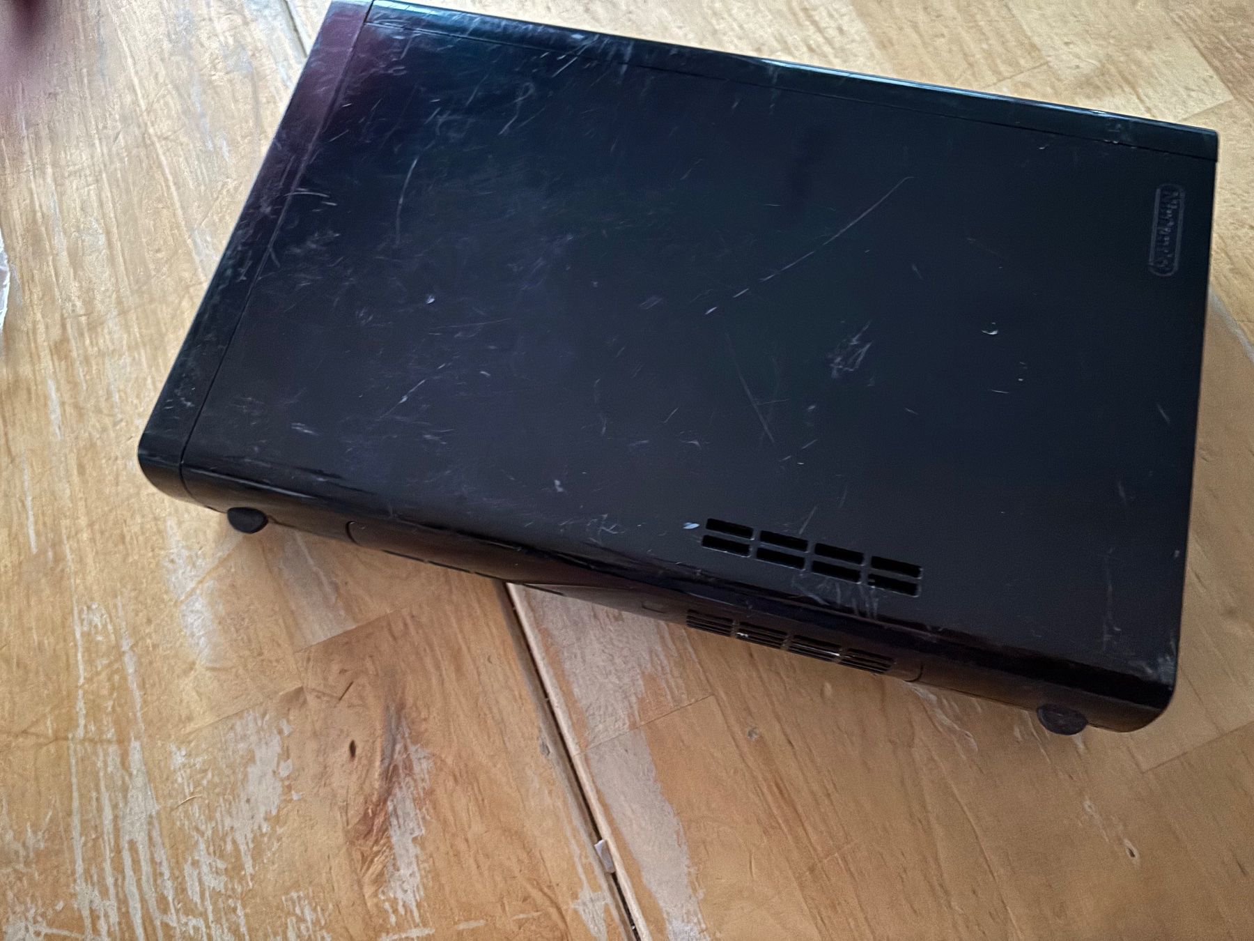 Nintendo Console: WiiU Konsole mit 2 Games – Usato da Frenkendorf venduto da gelbeZinnie 1