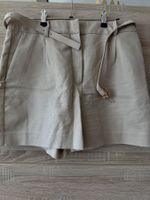 Short beige chic
