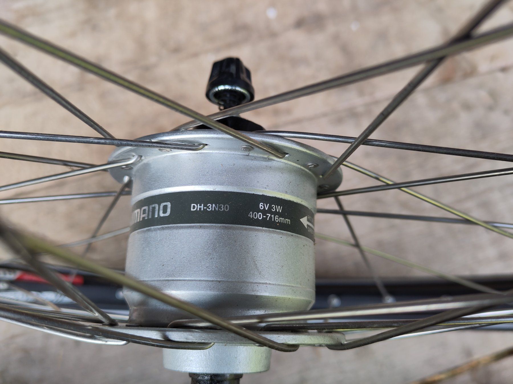 Shimano Pezzi di ricambio: Flyer 26" Laufrad Vorne mit Shimano Nabendynamo – Usato da Vignogn venduto da Stiago2 3