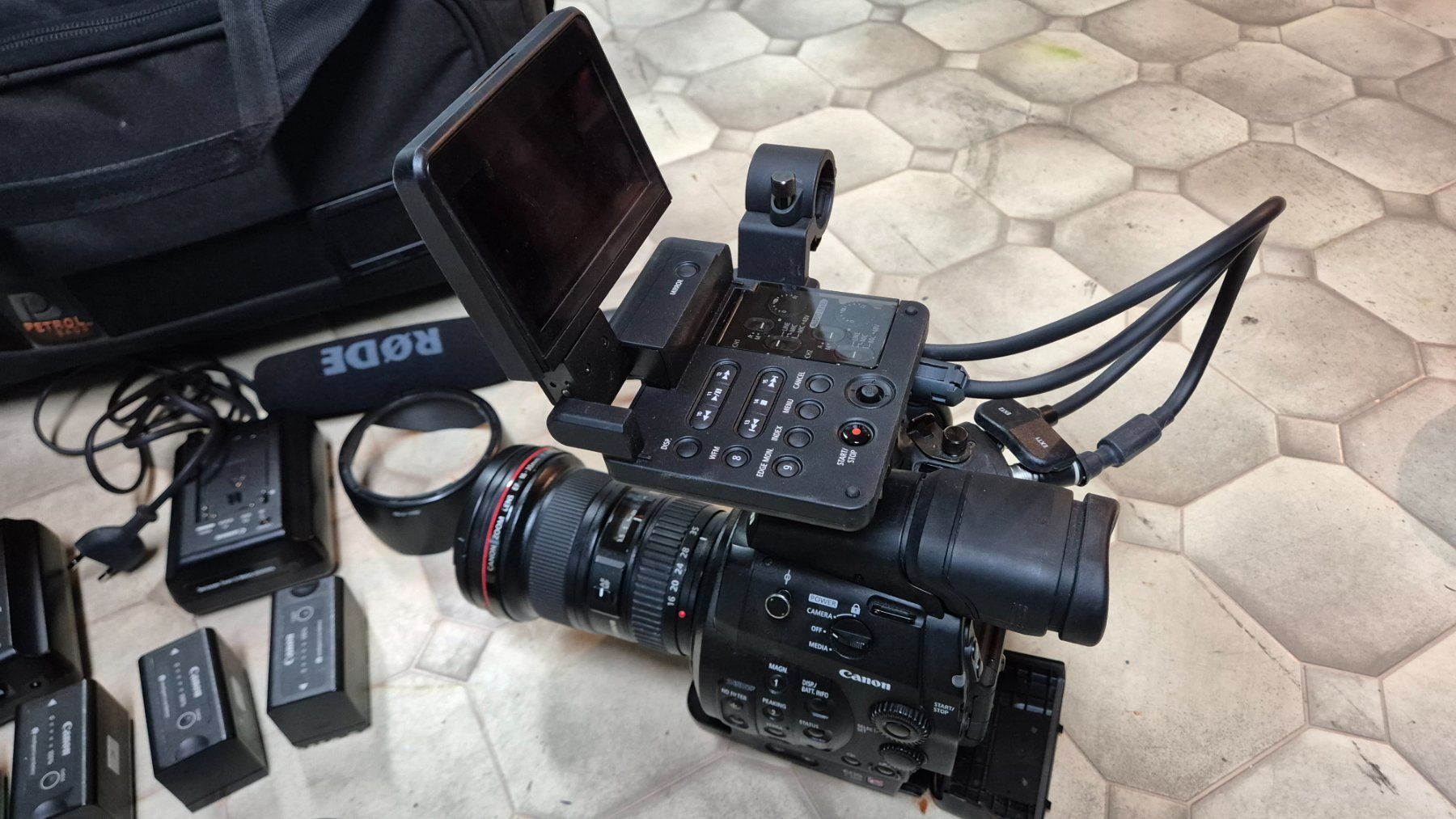 Canon Videocamere: Canon EOS C300 Videokamera – Usato da Hohenrain venduto da Sven848 6