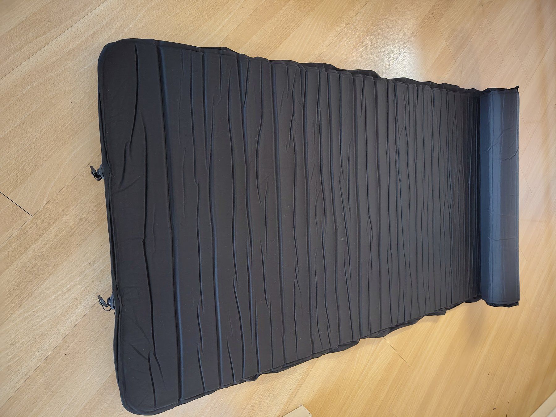 Matelas: 2 Trevolution Liegematten, schwarz, inkl. Sack – D'occasion à Wädenswil par Mallory22 3