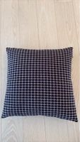 Stylish Houndstooth Pattern Pillow, Perfect for Autumn!