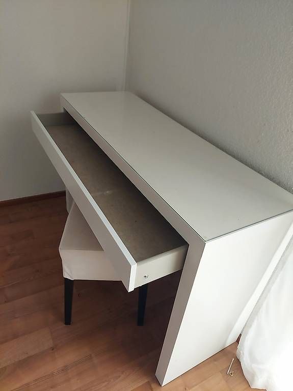 Tavoli da trucco: Schminktisch – Usato da Schachen LU venduto da Mister-jo 1