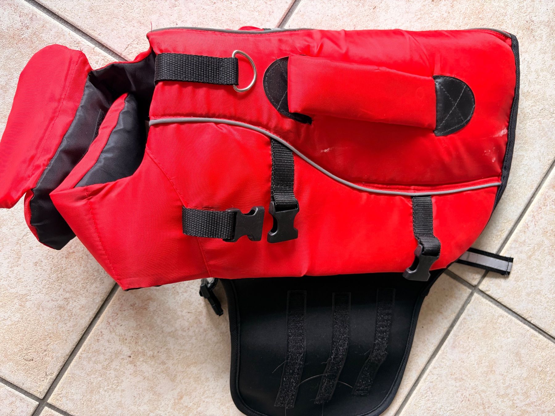 Giubbotti di salvataggio: schwimmweste für Hunde. Medium , Small – Usato da Aarburg venduto da Mel_zs28